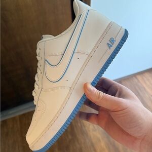 Nike Air Force 1 Sneakers - Cream and Blue